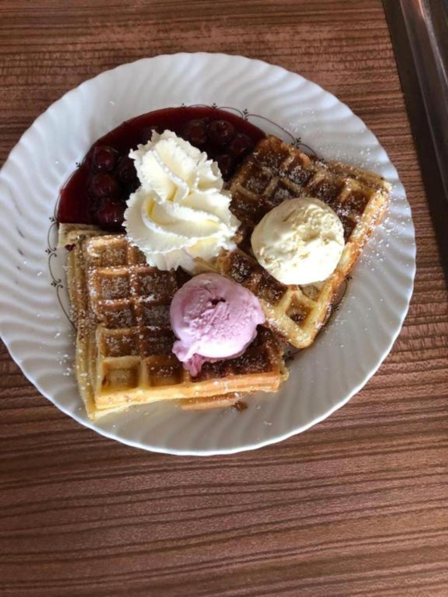 Cafe Pension Sonnenkanzel Staatsbad Brückenau Екстериор снимка